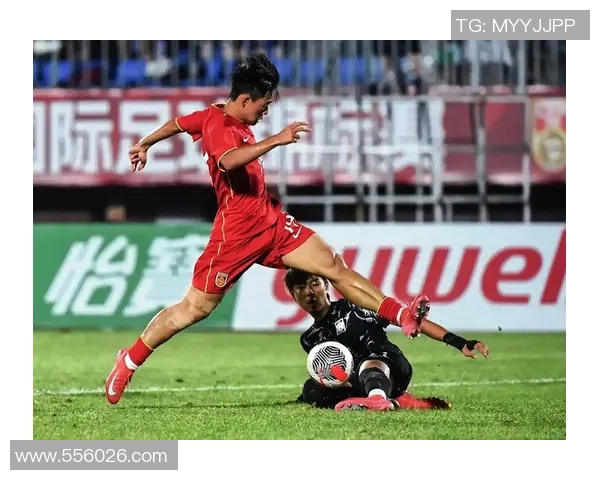 足球的全球化发展与未来趋势：从青训到职业联赛的全方位解析